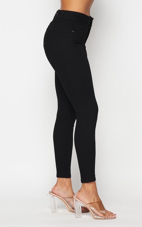 Basic Stretchy Denim Skinny Jeans - Black - SohoGirl.com